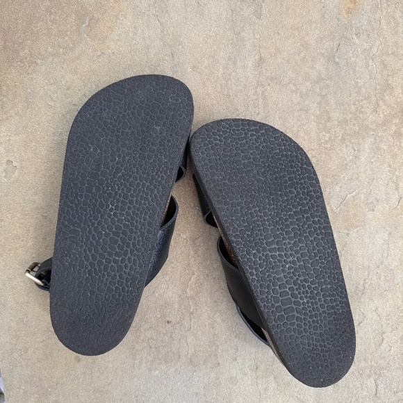 Liberte Leather Sandals - Picture 4 of 4